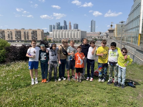 Футбольный городской лагерь Школа мяча Парк Культуры 2023 - 2.jpeg