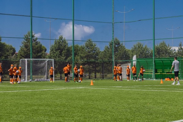 Футбольный лагерь в Сочи 2025 - Школа мяча 40 — крупный размер.jpeg