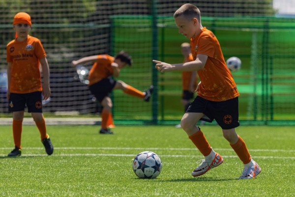 Футбольный лагерь в Сочи 2025 - Школа мяча 7 — крупный размер.jpeg