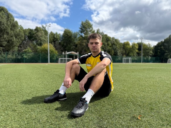 Тренер футбольной школы для детей Школа мяча 22.jpg