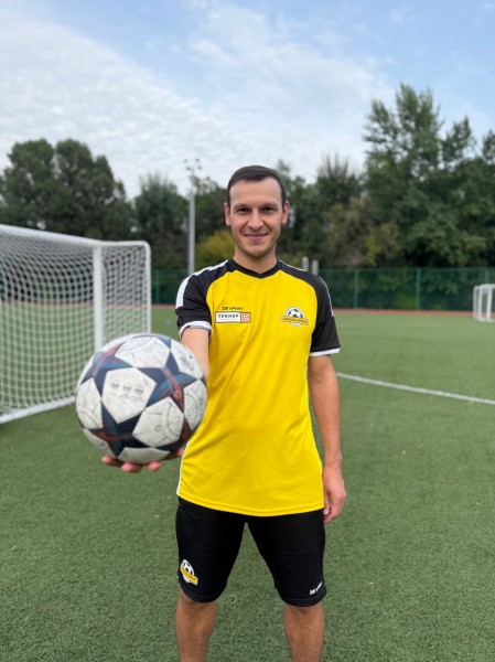 Тренер футбольной школы для детей Школа мяча 31.jpg