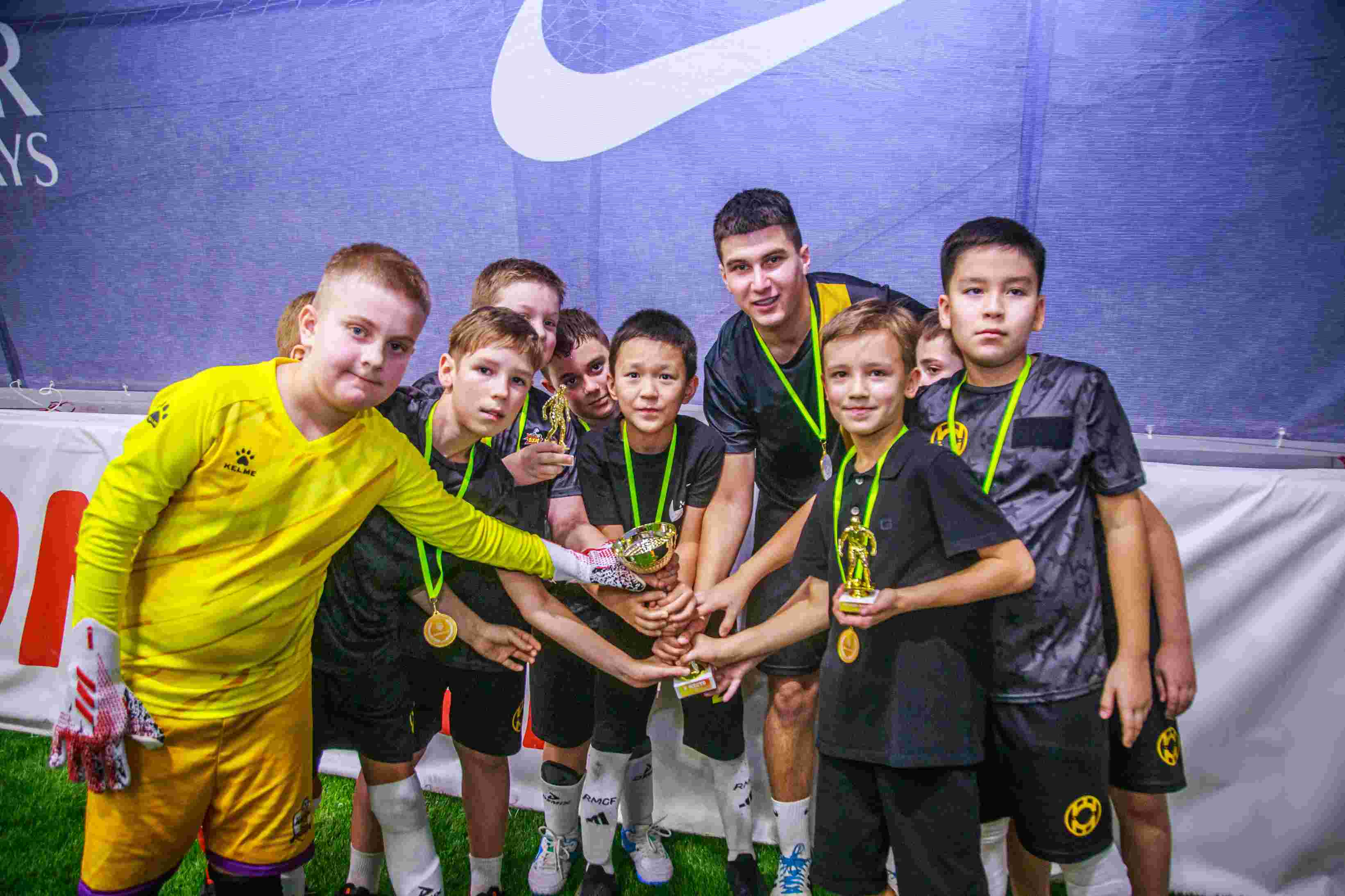 Внешние турниры в Школе мяча 10