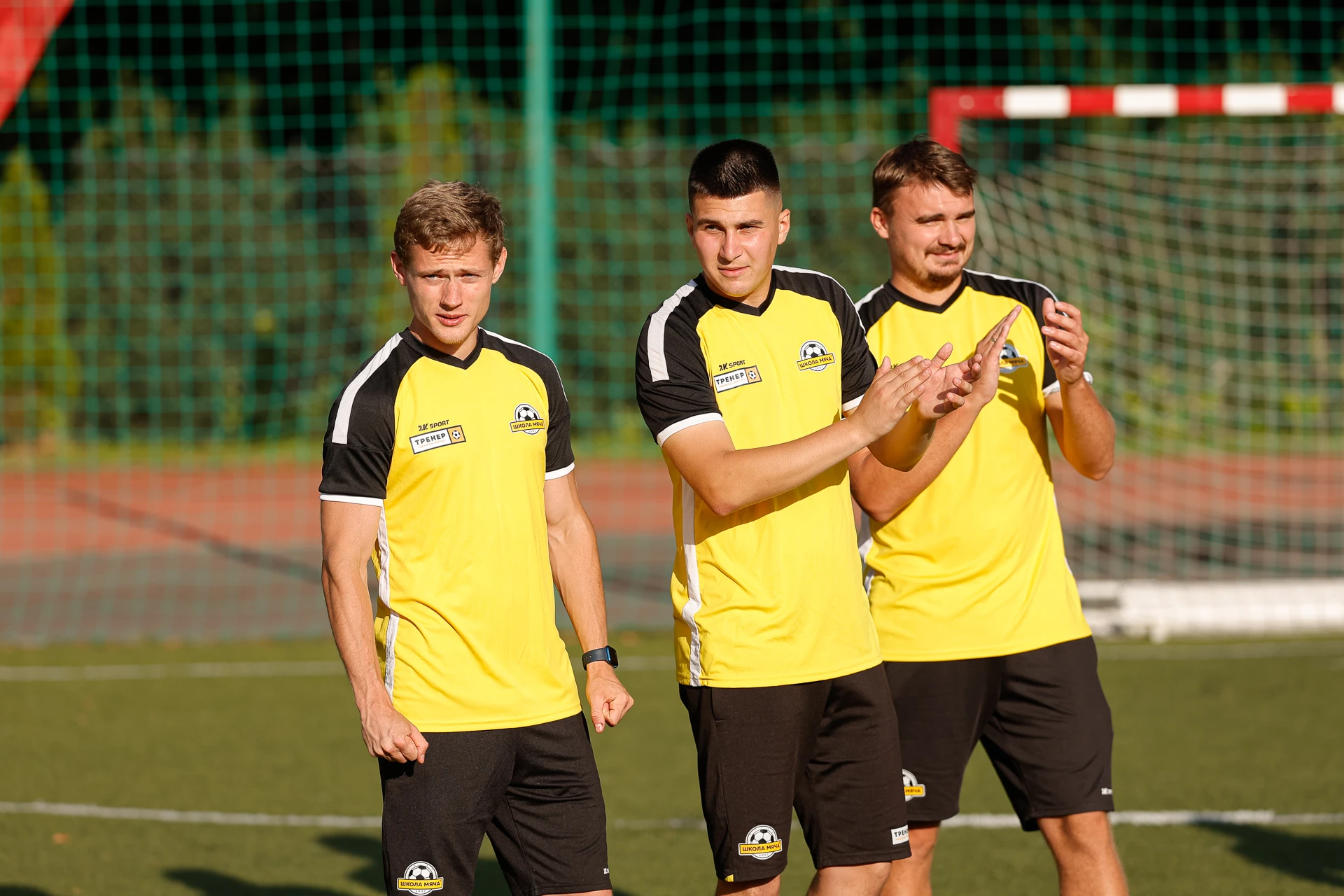 Детский футбольный тренер: кто это, чем занимается, сколько зарабатывает, как им стать