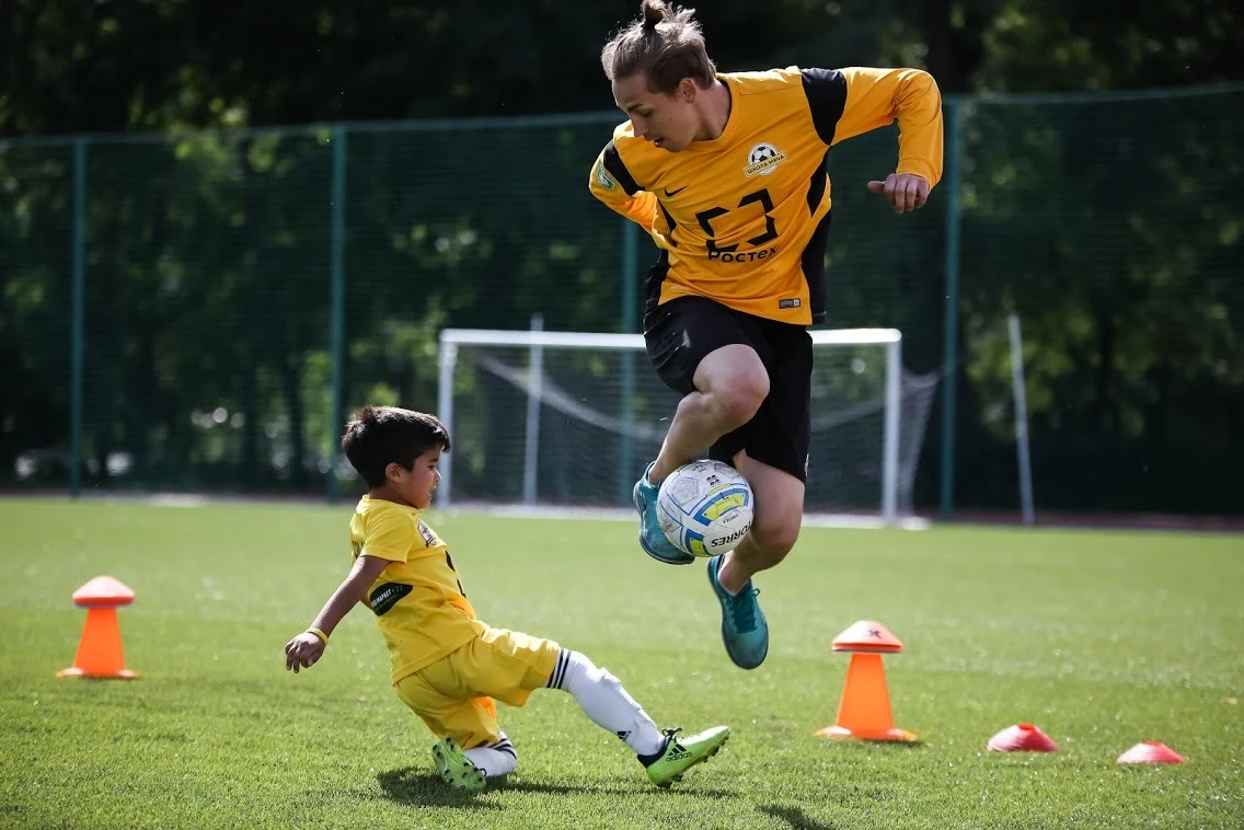 https://schoolball.ru/storage/doc/main_index/6840702793a52.webp